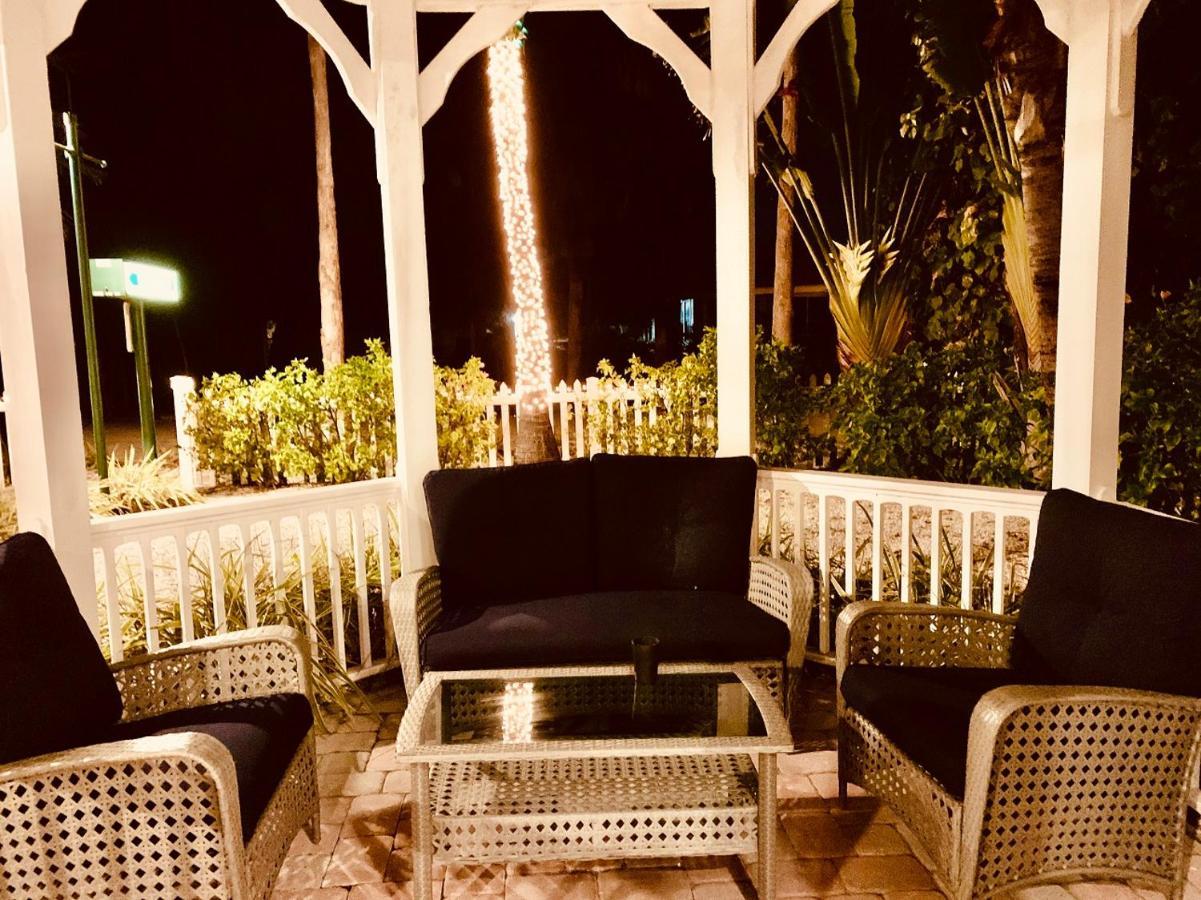 Coconut Inn Pass-A-Grille Beach St. Pete Beach Exterior foto